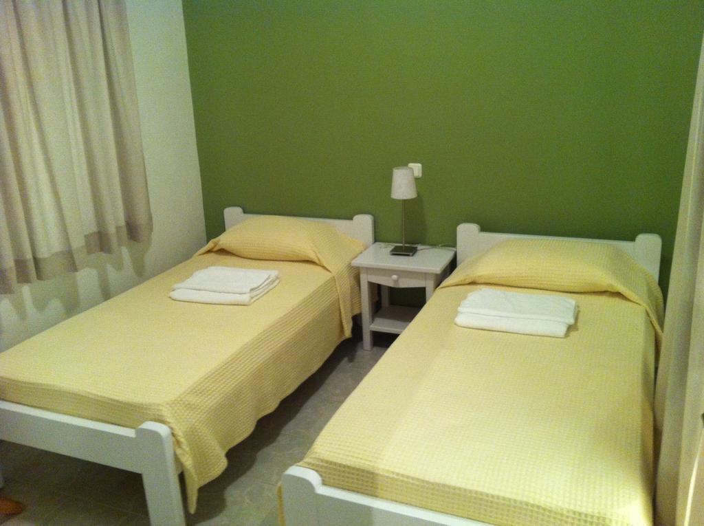 Long View Apartments Porto Heli Extérieur photo